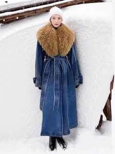 Women Long Denim Trench Coat With Detachable Faux Fur Collar Tie Waist Elegant Winter Denim Windbreaker Jacket Outdoor Outwear