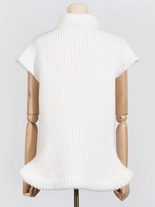 White high-neck sleeveless knitted vest with vertical rib-stitch pattern on a mannequin