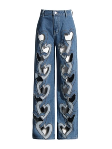 High-Waist-Jeans mit weitem Bein in Blau mit kreativem herzförmigem Ausschnitt-Design