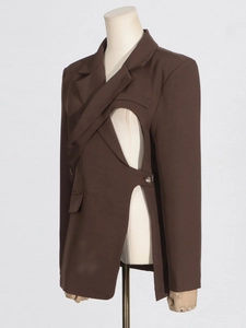 Blazer marron foncé pour femme avec découpes latérales et taille nouée à la mode
