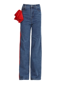 High waist straight jeans in medium blue with red velvet bow and side stripes