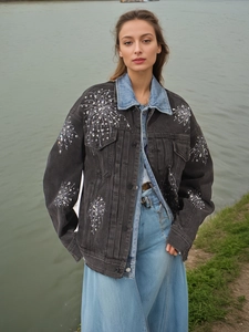Veste en jean noire oversize élégante avec broderie de feux d'artifice en strass et col rabattu