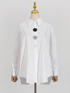 White long sleeve rhinestone shirt with 3D floral buttons and loose fashion fit