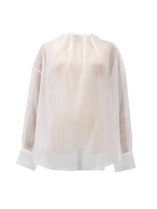 Chemisier plissé blanc minimaliste à manches longues en tissu élégant et semi-transparent