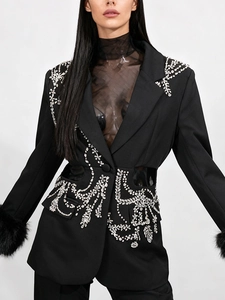 Blazer court noir pour femme avec détails en strass et poignets en fourrure