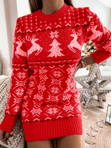 Robe de Noël ajustée en tricot rouge avec motifs de renne et flocons de neige