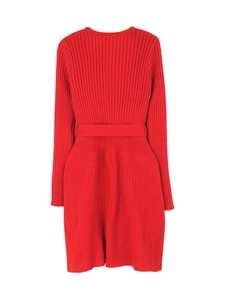 Robe en maille rouge ajustée à manches longues avec ceinture à la taille