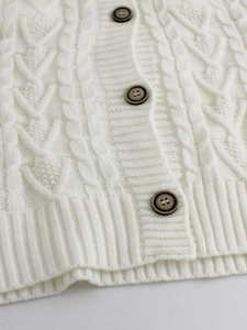 Cardigan da donna in maglia a trecce bianca con trama calda e dettaglio orlo a costine