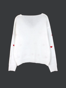 Maglione in maglia bianco con scollo a V e motivi a cuore rosso sulle maniche, stile casual