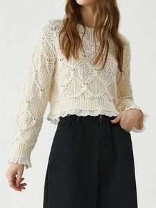 Cream knit long sleeve crop sweater with diamond pattern and white lace trim detail