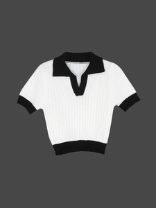 Pull en maille polo à manches courtes pour femmes avec texture côtelée noir et blanc