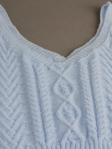 Ensemble débardeur court bleu clair à col en V avec maille torsadée texturée