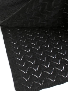 Robe d'été noire en maille ajourée sans bretelles avec fente latérale pour femmes