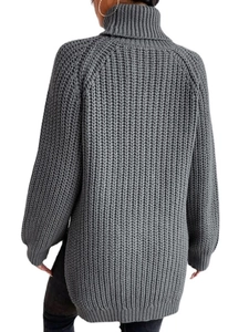 Dunkelgrauer Rollkragenpullover für Damen mit Rippstrickmuster und Seitenschlitzen