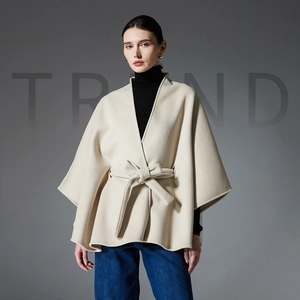 Eleganter Doppelseitiger Beige Cape Mantel Damen Minimalistische Schaljacke Offene Vorderseite Gürtel Herbst Winter Mode Wickeln
