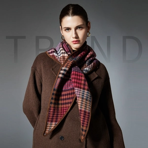 Wool Plaid Houndstooth Triangle Shawl Scarf For Women Winter Warm Elegant Wrap British Vintage Versatile Checkered Shawl Scarf
