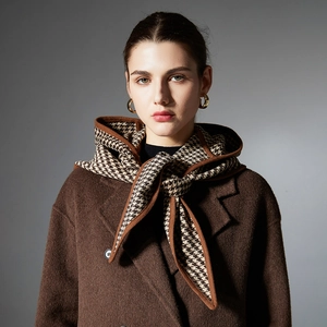 Châle pied-de-poule à capuche avec manteau en laine marron pour femme en hiver