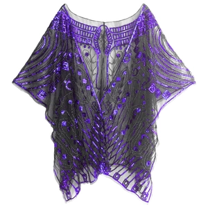 Détail du châle vintage en tulle noir avec motifs de paillettes violettes Art Déco
