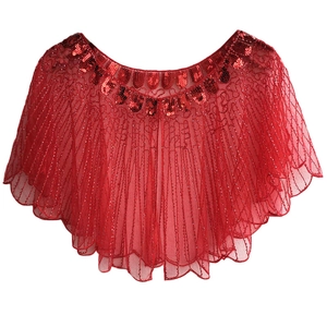 Châle vintage des années 1920 en maille rouge à paillettes pour robe de soirée de luxe