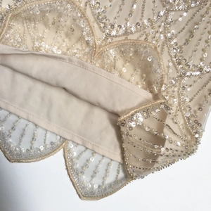 Gilet de luxe champagne avec perles faites main et paillettes argentées pour femme
