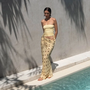 Tenue d'Été Sexy pour Femmes Top Tube Sans Bretelles Et Jupe Maxi en Mousseline à Pois Taille Haute Coupe Slim Vacances