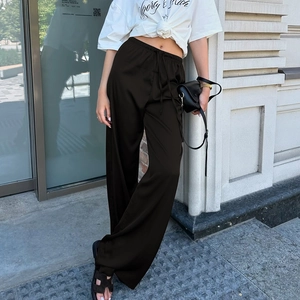 Lässige Damen Freizeithose mit hoher Taille und weitem Bein aus fließendem schwarzem Stoff