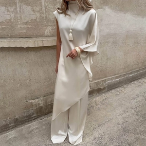 Robe Midi Asymétrique en Satin Élégante pour Femmes Col Montant Couleur Unie Manches Demi Ourlet Irrégulier Robe de Soirée Sexy