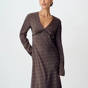 Elegant V-neck brown satin polka dot maxi dress with cinched waist and long sleeves