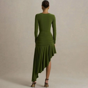 Robe moulante vert olive à manches longues avec fronces et ourlet asymétrique chic