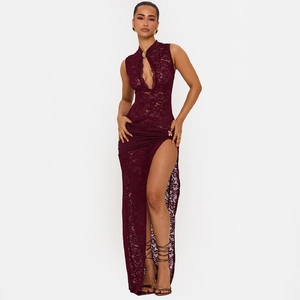 Robe Maxi Sexy en Dentelle Ajourée pour Femmes avec Fente Haute et Plissé Robe Longue de Soirée sans Manches Moulante