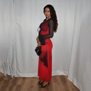 Slim fit red and black gradient dress with flare sleeves and elegant mesh details