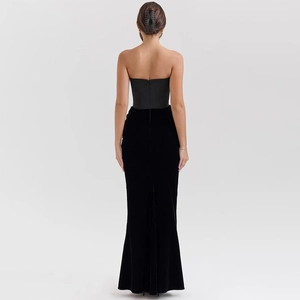 Elegant slim fit backless tube top maxi dress with velvet skirt and zipper detail