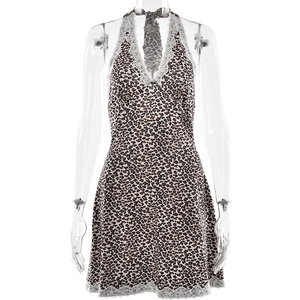 Robe courte léopard sexy avec licou, bordure en dentelle blanche et dos nu pour l'été