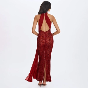 Robe longue sexy dos nu avec imprimé animal rouge et rubans latéraux élégants