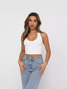 Débardeur court blanc moulant avec col licou en V pour femmes sans manches