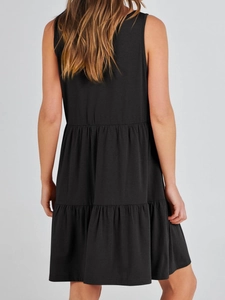 Women's casual black sleeveless V-neck layered ruffle dress with a tiered flowy silhouette