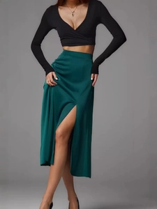 Elegant dark green satin midi skirt with high slit and elastic waist for women