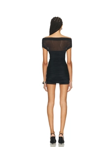 Mini robe moulante noire à épaules dénudées avec dos en maille transparente et plissée