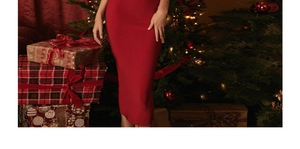 Detailed macro view of the slim fit red midi bandage dress with knitted texture details