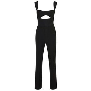 Combinaison moulante noire pour femme avec larges bretelles et découpe taille