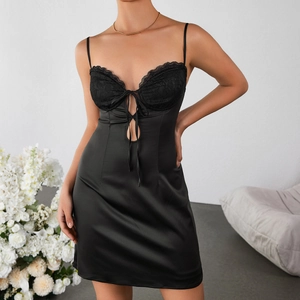 Robe Mini en Satin Sexy pour Femmes Patchwork de Dentelle Découpe à Nouer Bretelles Spaghetti Dos Nu Robe Courte de Fête