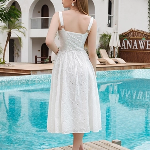 White jacquard lace-up backless dress with floral embroidery and hollow details