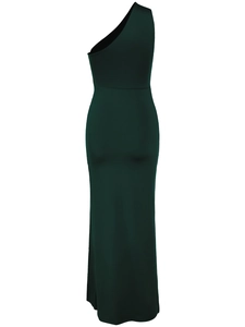 Detail of slim-fit one-shoulder dark green maxi dress with ruched silhouette and side slit