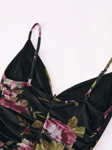 Detail of V-neck mesh dress with floral print, adjustable straps and ruched chest fabric
