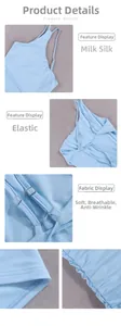 Vue détaillée de la robe en soie de lait bleu clair avec fines bretelles réglables et boucles