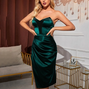Elegant emerald green satin fishbone midi dress with V-neckline and side ruffles for formal party