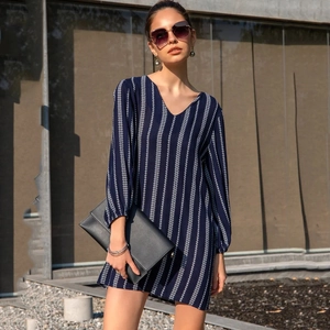 Robe Mini pour Femmes Col en V Manches Longues Bleu Foncé Imprimé Rayures Géométriques Manches Lanterne Casual Urbain