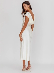 Robe Maxi Bodycon Sexy en Satin Col Bateau Dos Nu Plissée Élégante Robe de Soirée Cocktail Sirène Longue