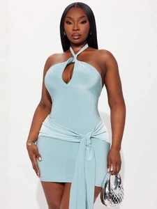 Sexy mint blue halter neck bodycon mini dress with keyhole cutout and waist tie decoration
