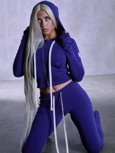 Survêtement violet foncé pour femmes avec longs cordons blancs et veste à capuche zippée